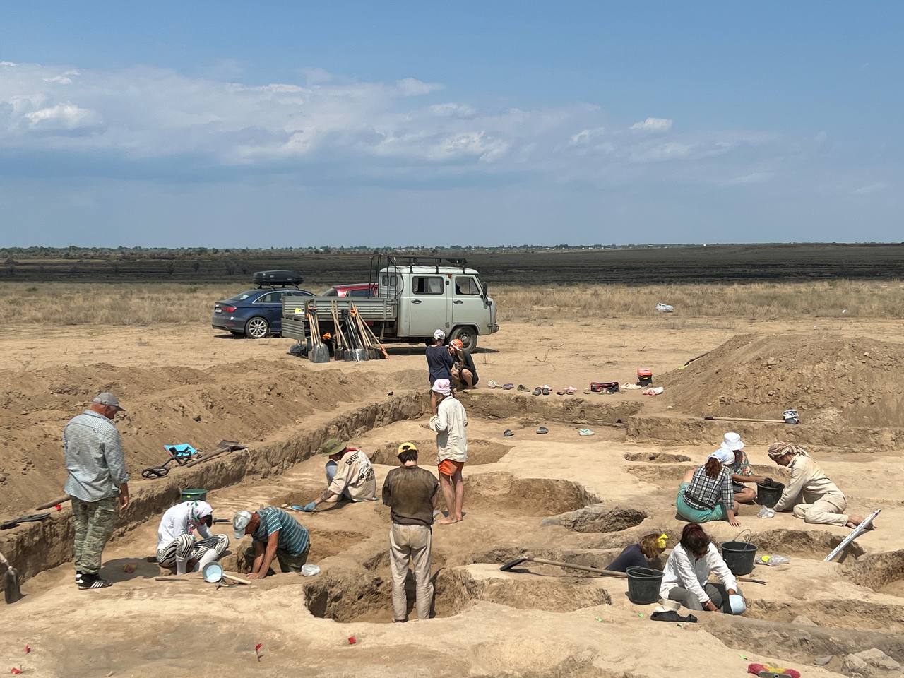 Астраханские археологи набирают команду для участия в раскопках