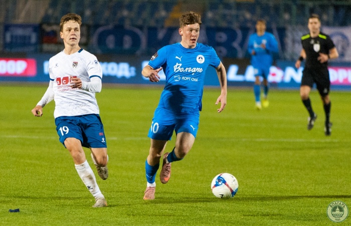 Астраханский «Волгарь» довольствовался нулевой ничьей и уступил первое место