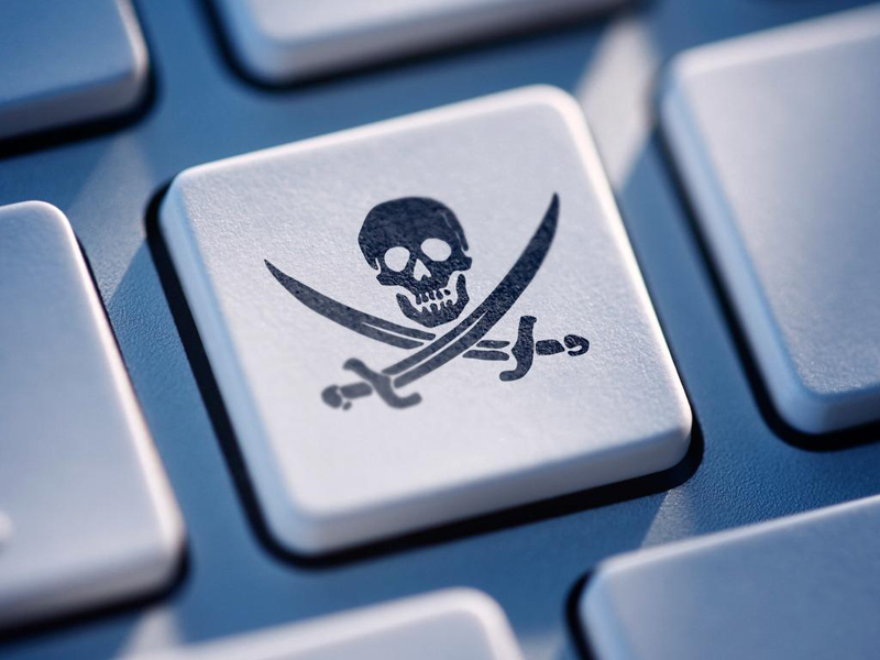 Астраханец пошел под суд за установку пиратского ПО