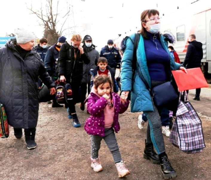 Астраханская область в экстренном порядке примет до 600 беженцев с Украины
