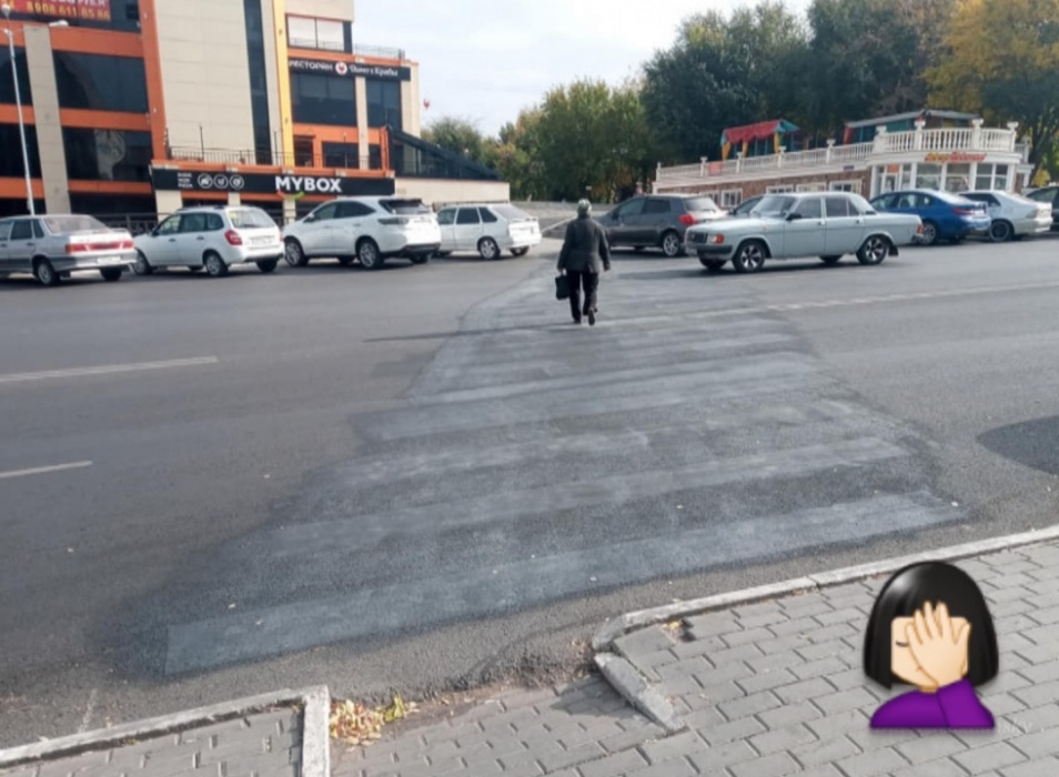 Еще один пешеходный переход к Астраханскому Кремлю вернут обратно