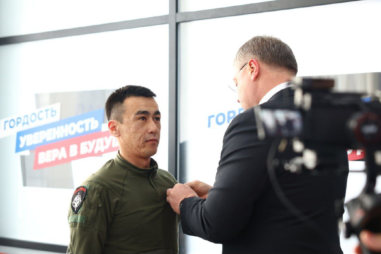 Астраханский боец, получивший тяжелое ранение, награжден «Орденом мужества» 