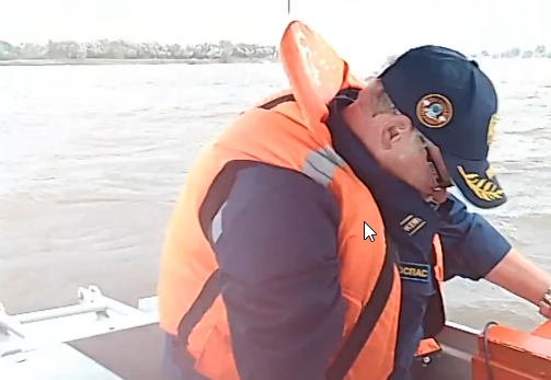 Под Астраханью продолжаются поиски юноши, утонувшего на диком пляже Бахтемира