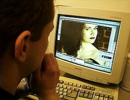 Астраханцы, желая внести свой вклад в борьбу с педофилией, совершили грабеж