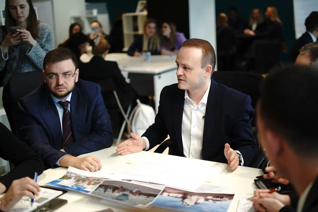 Владислав Даванков предложил увеличить маткапитал для астраханцев за первого ребёнка до миллиона рублей