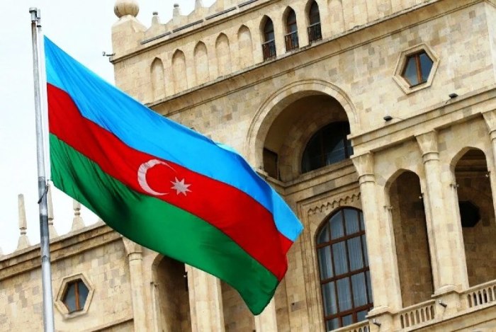 Астраханский губернатор поздравил президента Азербайджана с национальным праздником 