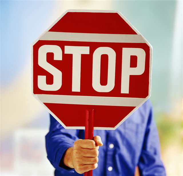  В Астрахани до конца сентября ограничат движение большегрузного транспорта