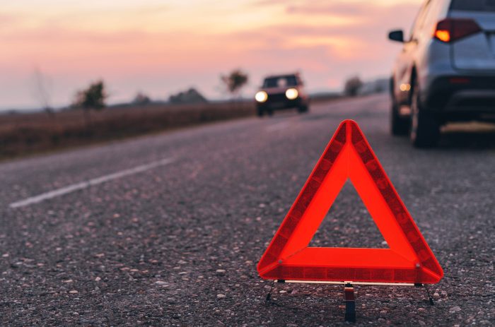 На юге Астраханской области перевернулась иномарка, погибла девушка-водитель