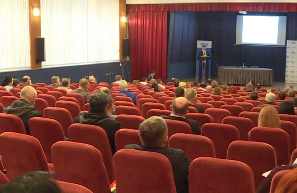 Астраханцам рассказали, как разоблачать фейки