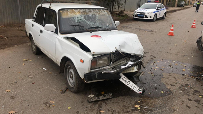 В Астрахани столкнулись сразу четыре машины