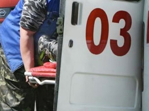 Под Астраханью опрокинулся автомобиль: пассажир госпитализирован