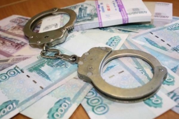 В Астрахани ректор института повышения квалификации обманула государство на 2,5 миллиона