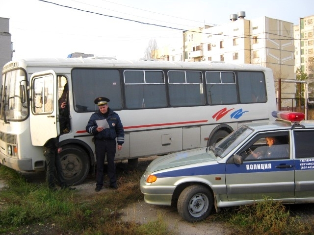В Астраханской области задержали пьяного водителя рейсового автобуса