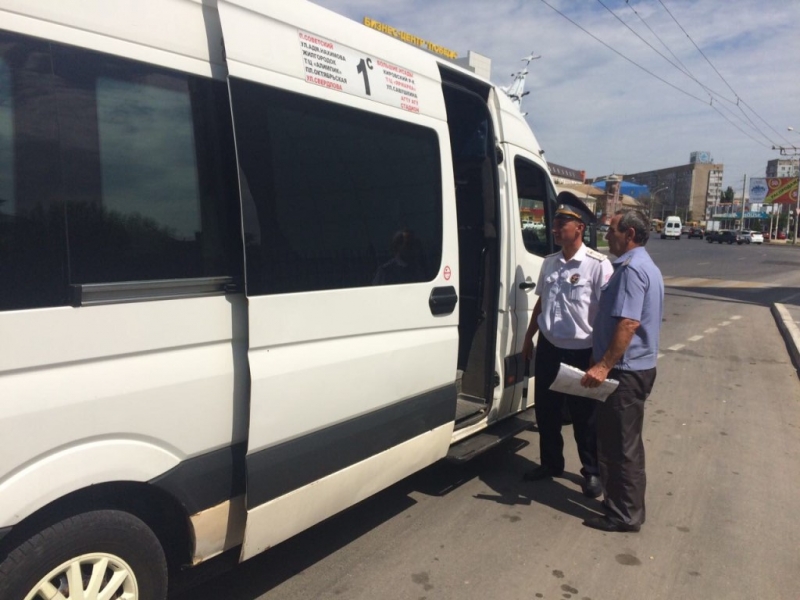 Более 400 неисправных пассажирских автобусов выявили в Астрахани