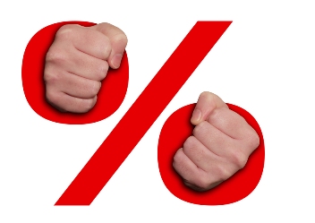 Кредит за безработную сельчанку едва ли не пришлось выплачивать поручителям