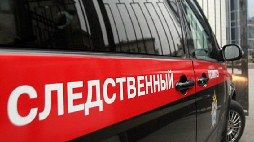 В Астрахани на набережной на фонарном столбе обнаружен труп мужчины
