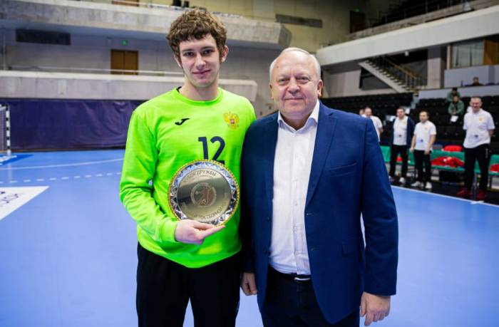 Астраханский вратарь стал лучшим игроком второй сборной России на международном «Кубке дружбы»