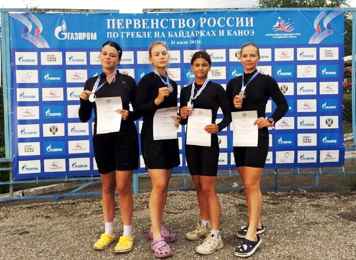 Астраханские байдарочницы выиграли медали юниорского первенства России