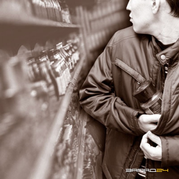 В астраханский супермаркет забрался обкурившийся марихуаной вор