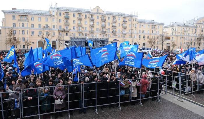 В Астрахани митинг-концерт в поддержку российских военнослужащих собрал 8000 человек