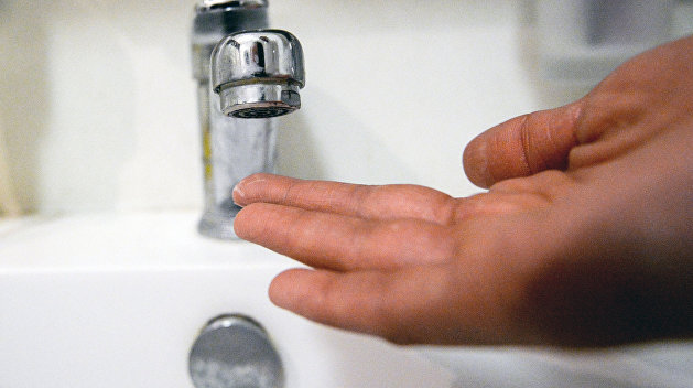 С наступающим: астраханцам отключили горячую воду