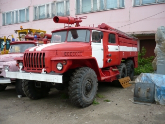  В Астрахани пожарная машина столкнулась со скутером