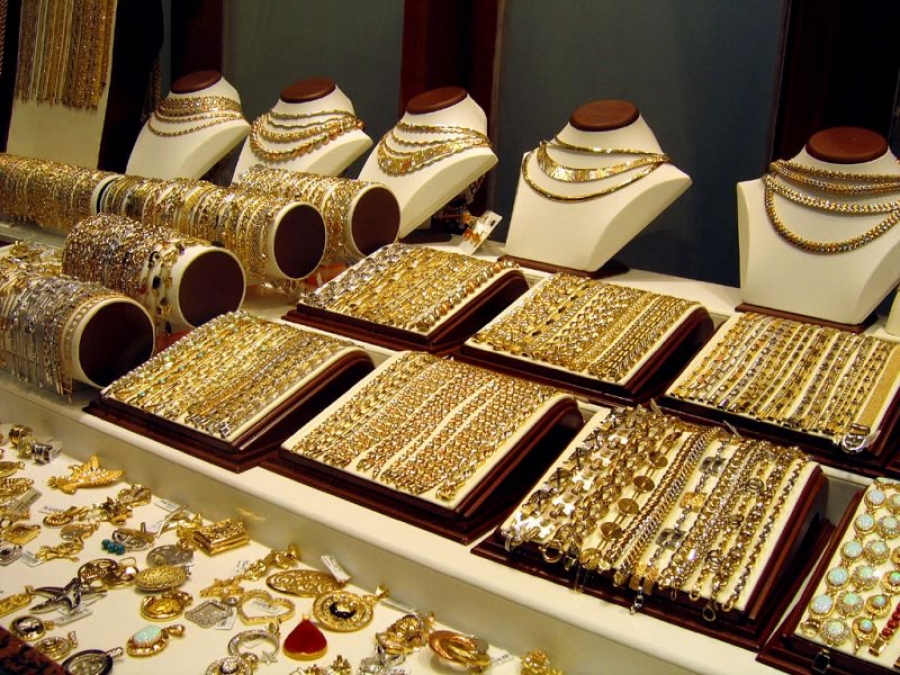 В Астрахани сотрудницы ювелирного магазина присвоили полтора миллиона рублей