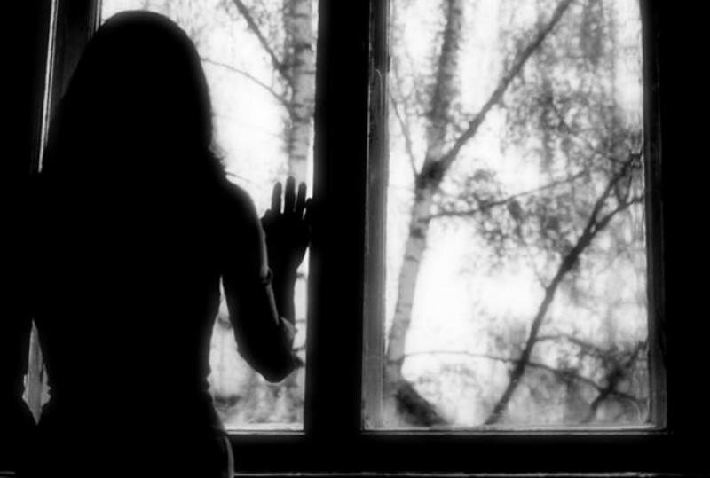 Астраханские полицейские оказались в нужное время в нужном месте и спасли молодую мать