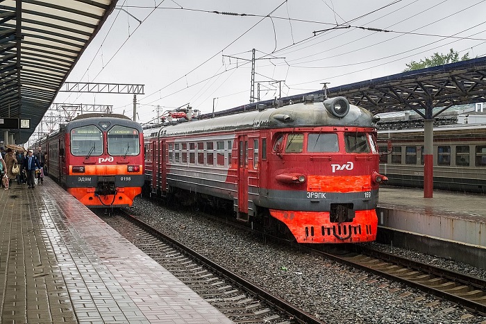 Завтра по Астраханской области начнет курсировать новый пригородный поезд