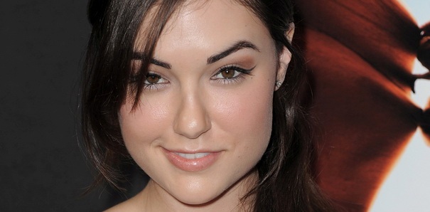 Астраханец пошел под суд за рассылку в Сети обнаженных фото бывшей девушки