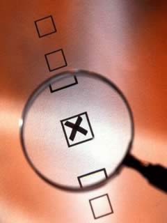 КОИБатая история: ЦИК предлагает заменить номерами названия партий в бюллетенях