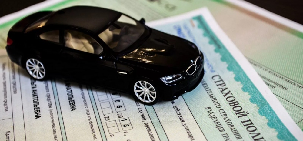 Астраханец ради 50 тысяч устроил спектакль одного актера и автомобиля