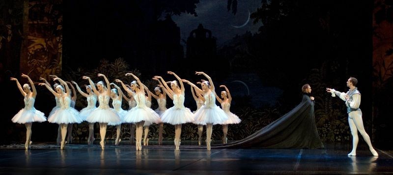 Астраханский балет уехал из Астрахани в Китай