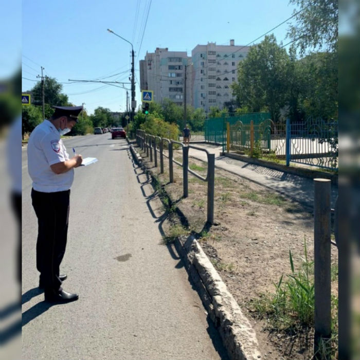 Около 500 нарушений нашли при проверке дорог возле астраханских школ