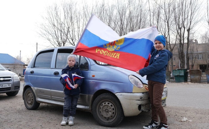 В Камызяке приняли участие в патриотическом автопробеге «Крымская весна»