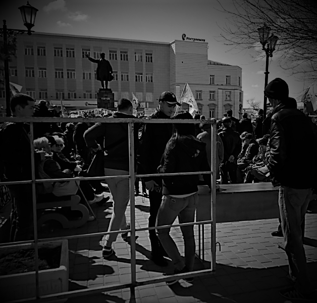 Астраханские эсеры взяли митинговую паузу