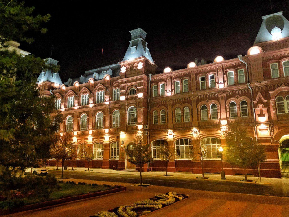 После обработки около половины протоколов Игорь Бабушкин лидирует с большим отрывом