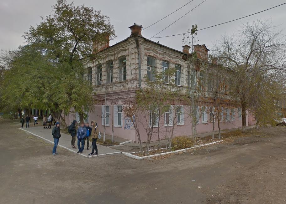 В Астрахани ликвидируют школу №8 - но не ту самую, а другую