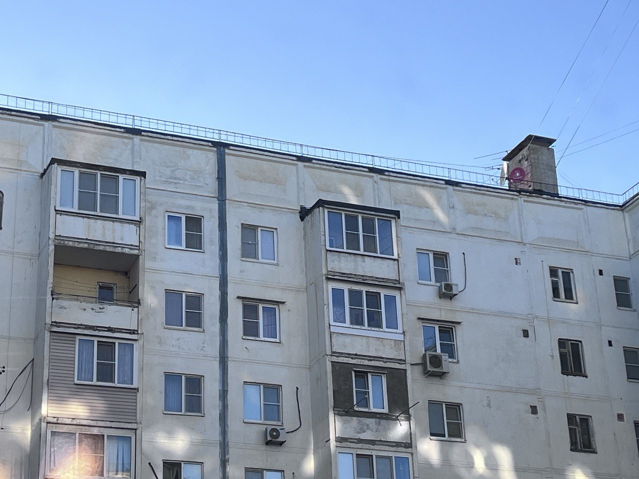 Астраханец разбился, выпав с 8 этажа