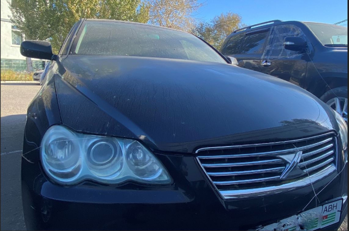 Астраханские таможенники изъяли у россиянина иномарку с абхазскими номерами