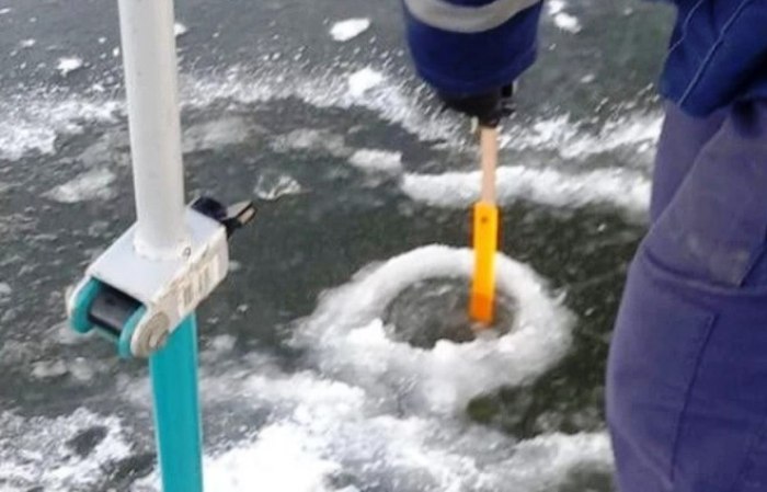 Выход запрещен: тонкость льда на водоемах Астрахани весьма опасна для хождения по нему