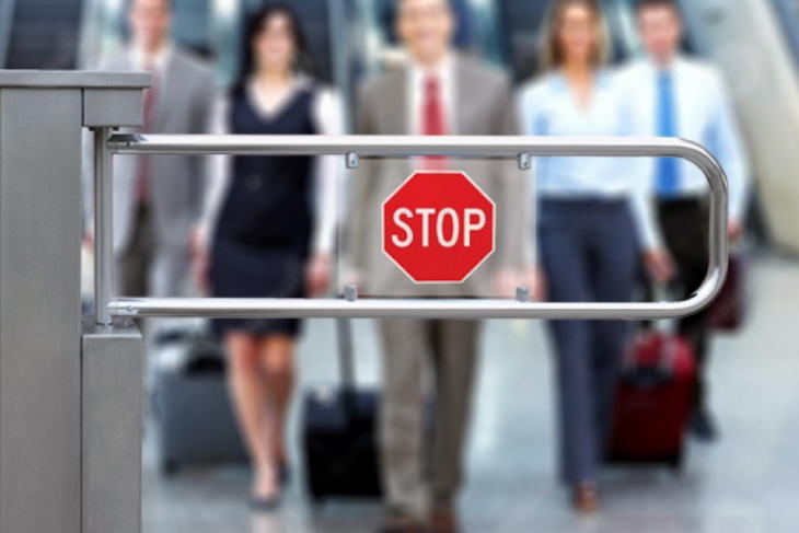 Отпуск 60 000 астраханцев - под угрозой