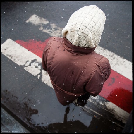 В Астрахани неизвестный водитель сбил пенсионерку на «зебре»