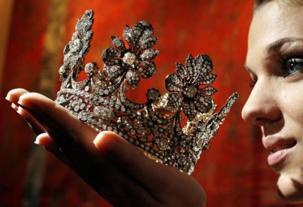 КУДА ПРИВОДИТ ПОХОДКА ОТ БЕДРА. Есть ли модельный бизнес в Астрахани?