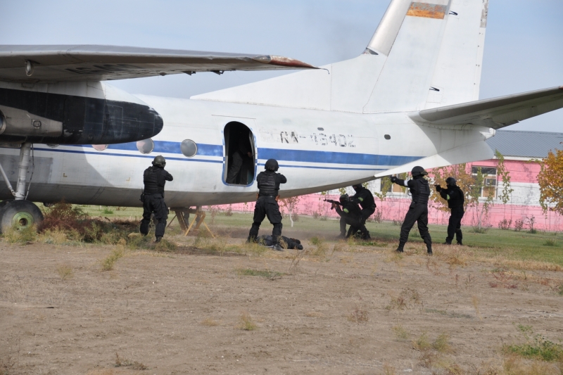 В Астрахани прошли антитеррористические учения. Фотоотчет