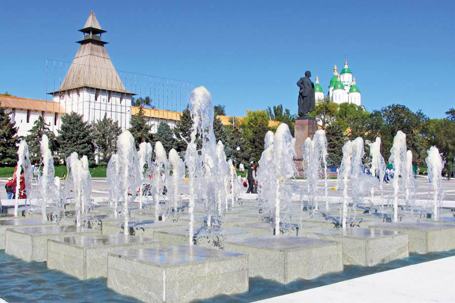 Площадь Ленина и любую городскую улицу можно перекрывать хоть каждый день