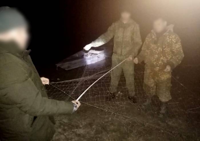 Под Астраханью задержали браконьера с 23-метровой ставной сетью
