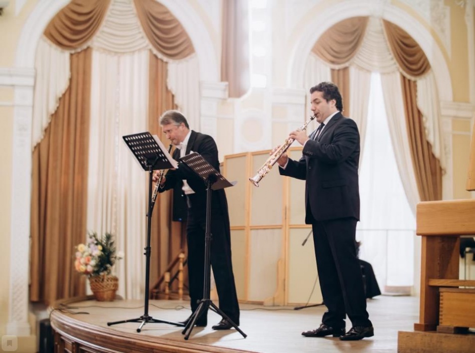 ЛУКОЙЛ и Фонд Возрождения органа привезли в Астрахань виртуозов гобоя и саксофона