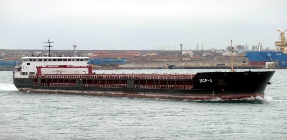 В Астраханской области оба судна, следовавшие в Иран, сняли с мели