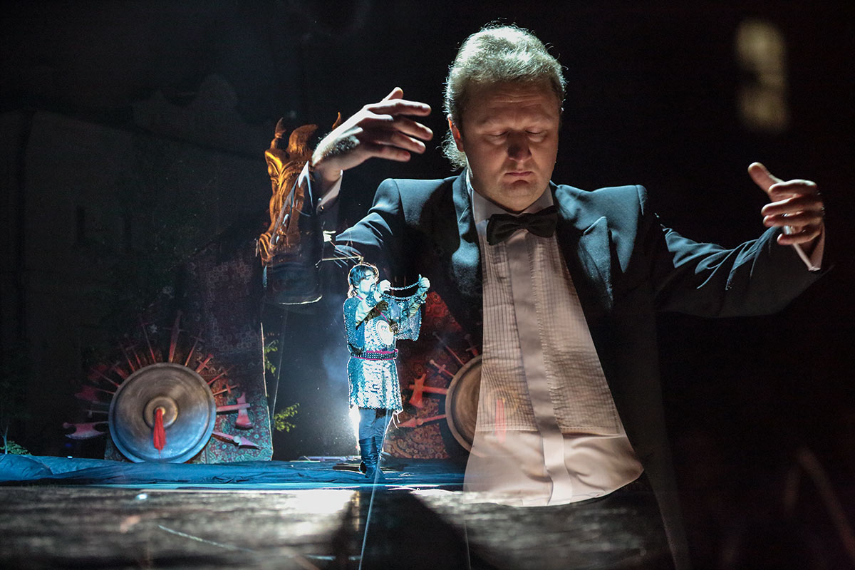 «Тихо сам с собою я веду закупки»